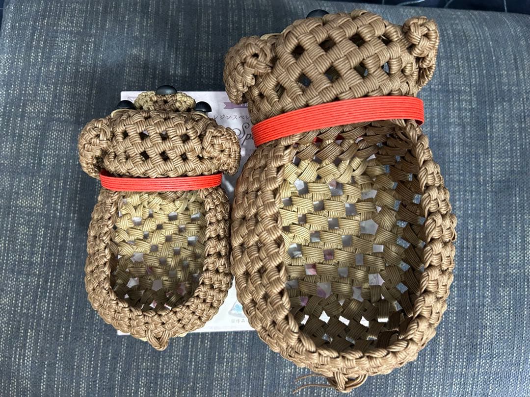 ちかこです。ダックス犬　エコクラフト クラフトバンド　小物入れ