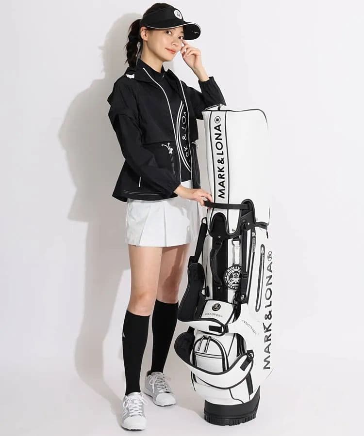 ★美品★MARK&LONA　ウェーブロゴケープ風パーカー　サイズ　M