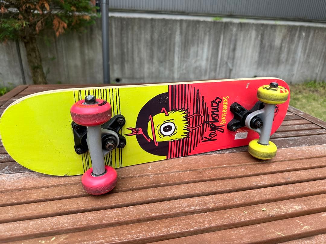 キッズ　スケートボード　クリプトニクス