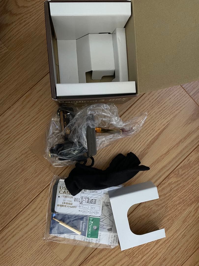 早い者勝ち！ABU Garcia Cardinal 3brx 新品未使用