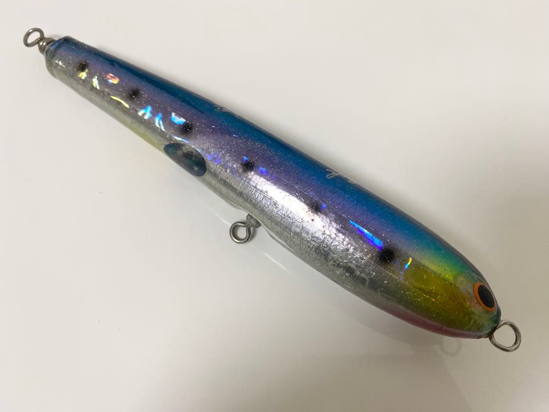 貝田ルアー　カットバック180