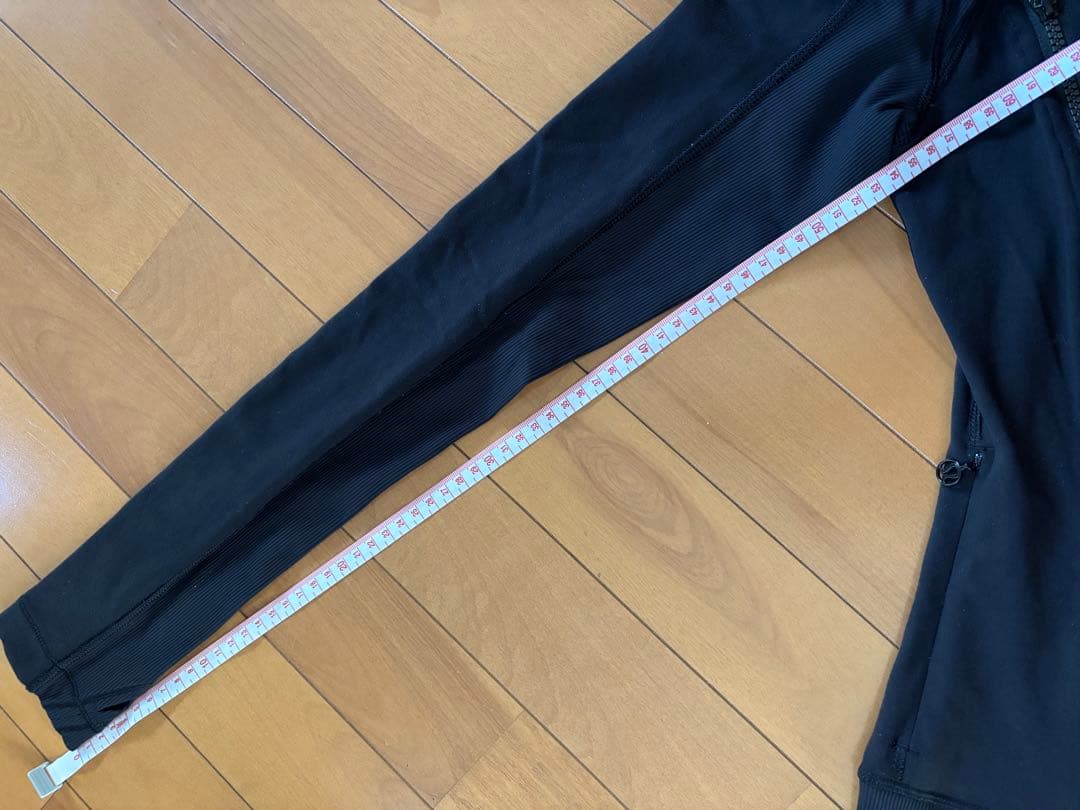 ブラック ジップアップ ヨガジャケット