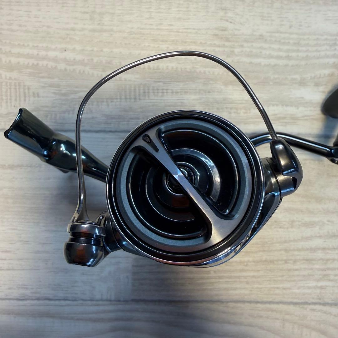 シマノ22 ステラ C3000MHG