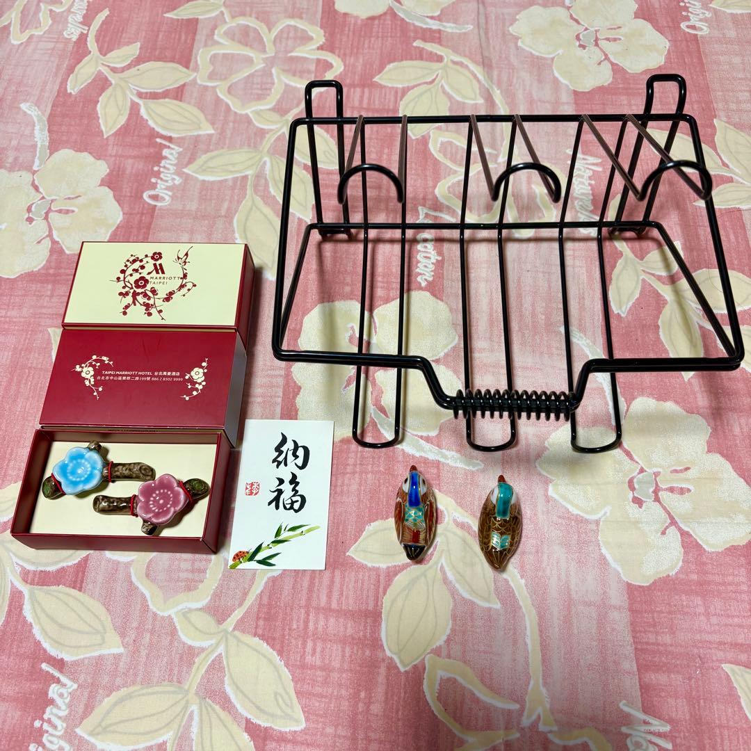 24点【GLOOMY チャックスGP◆腕グル〜ミ〜・玉】コップスタンド&工芸品