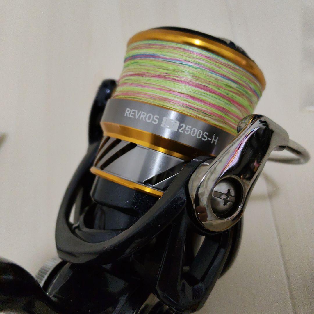 ダイワ DAIWA REVROS LT 2500S-H スピニングリール