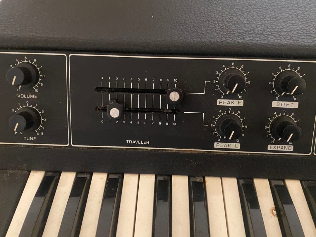 コルグKORG ポリフォニックアンサンブル PE-1000 ビンテージキーボード
