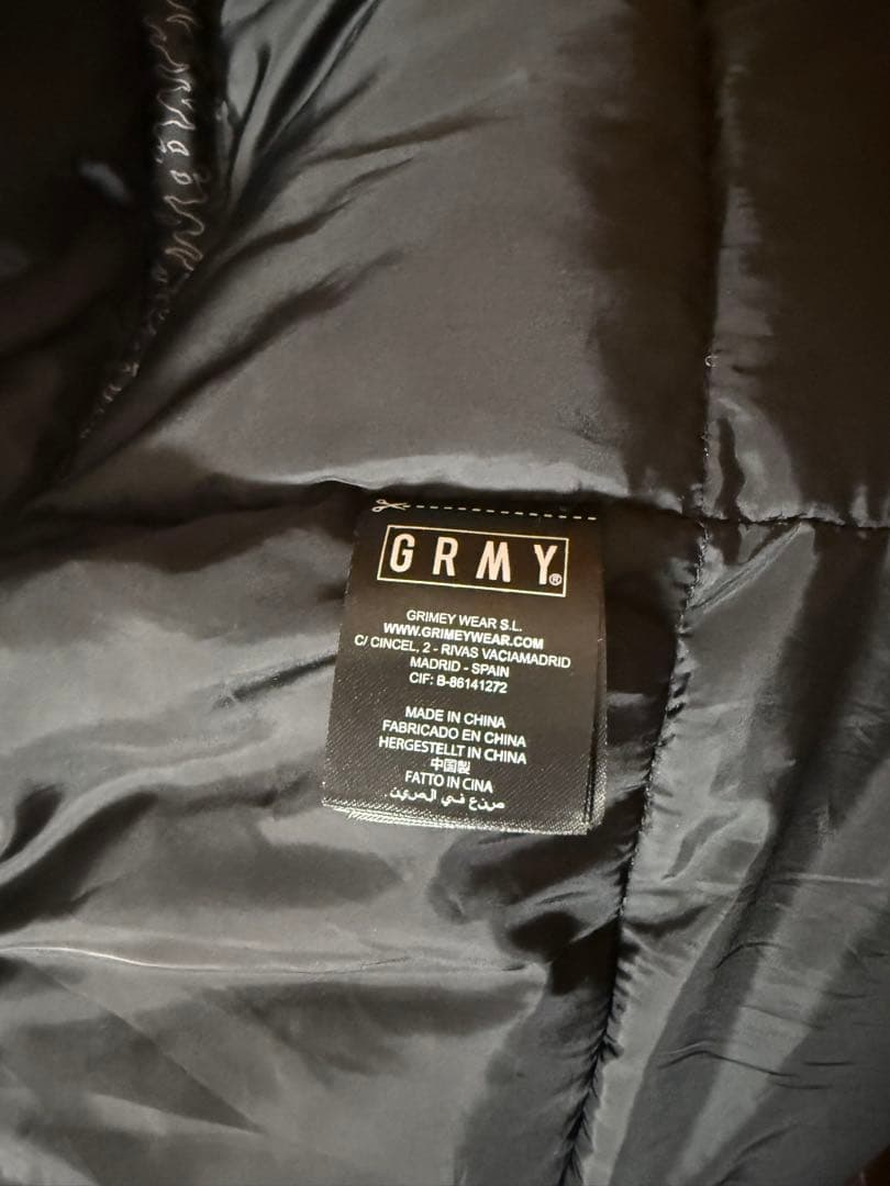 grmy 黒とアイボリー