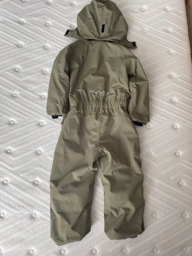 イスビョン　スノーウエア　120センチ