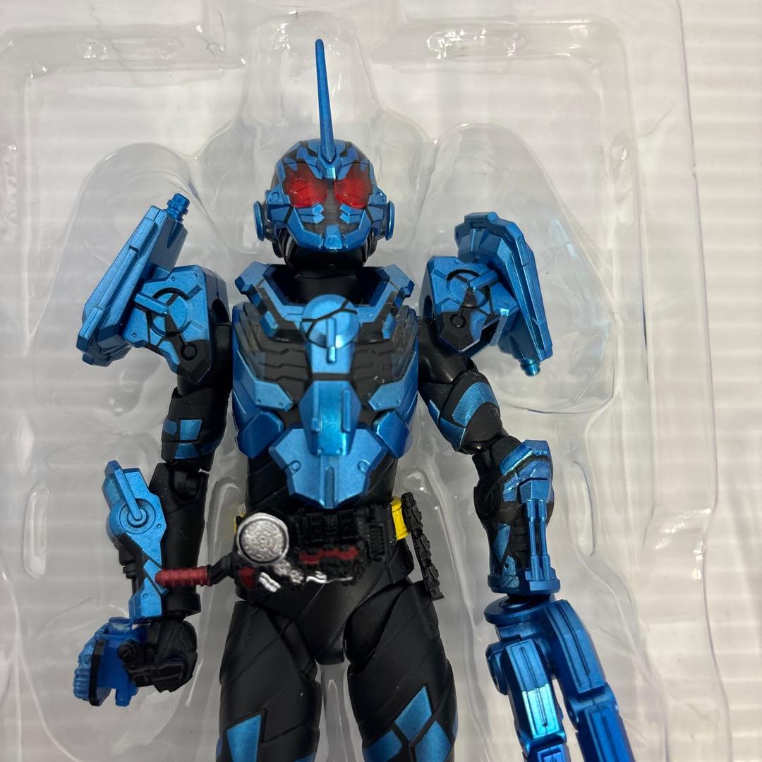SHFiguarts 仮面ライダー グリス ブリザード