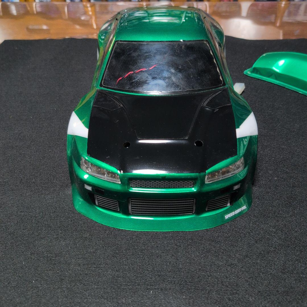 1/14 RCカー R34ボディ メタリックグリーン ライト付き