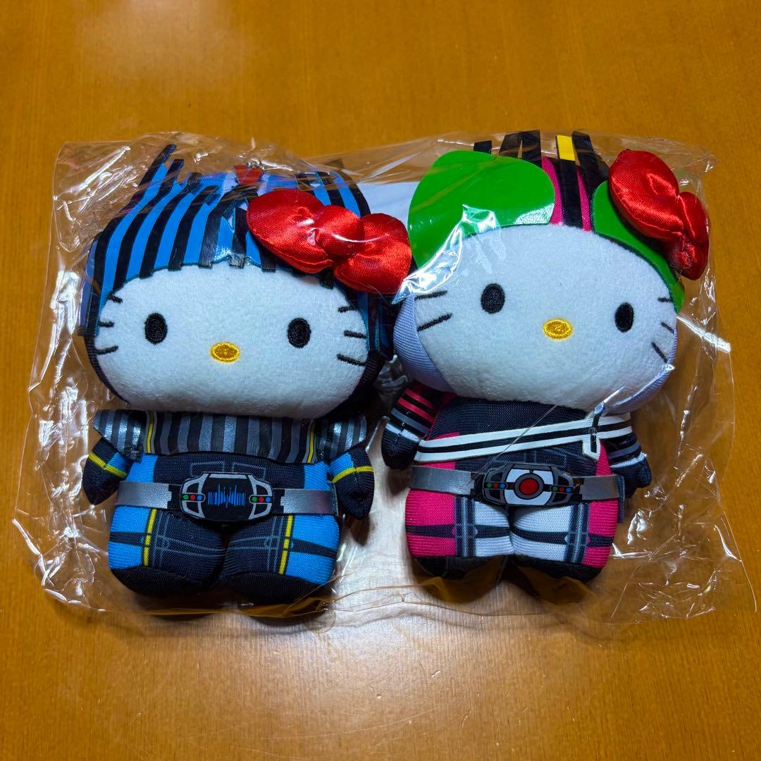 仮面ライダーディケイド×ハローキティ ぬいぐるみマスコット