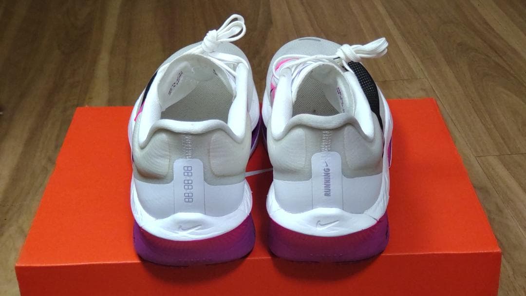 NIKE ナイキ ズームフライ6　【27cm】