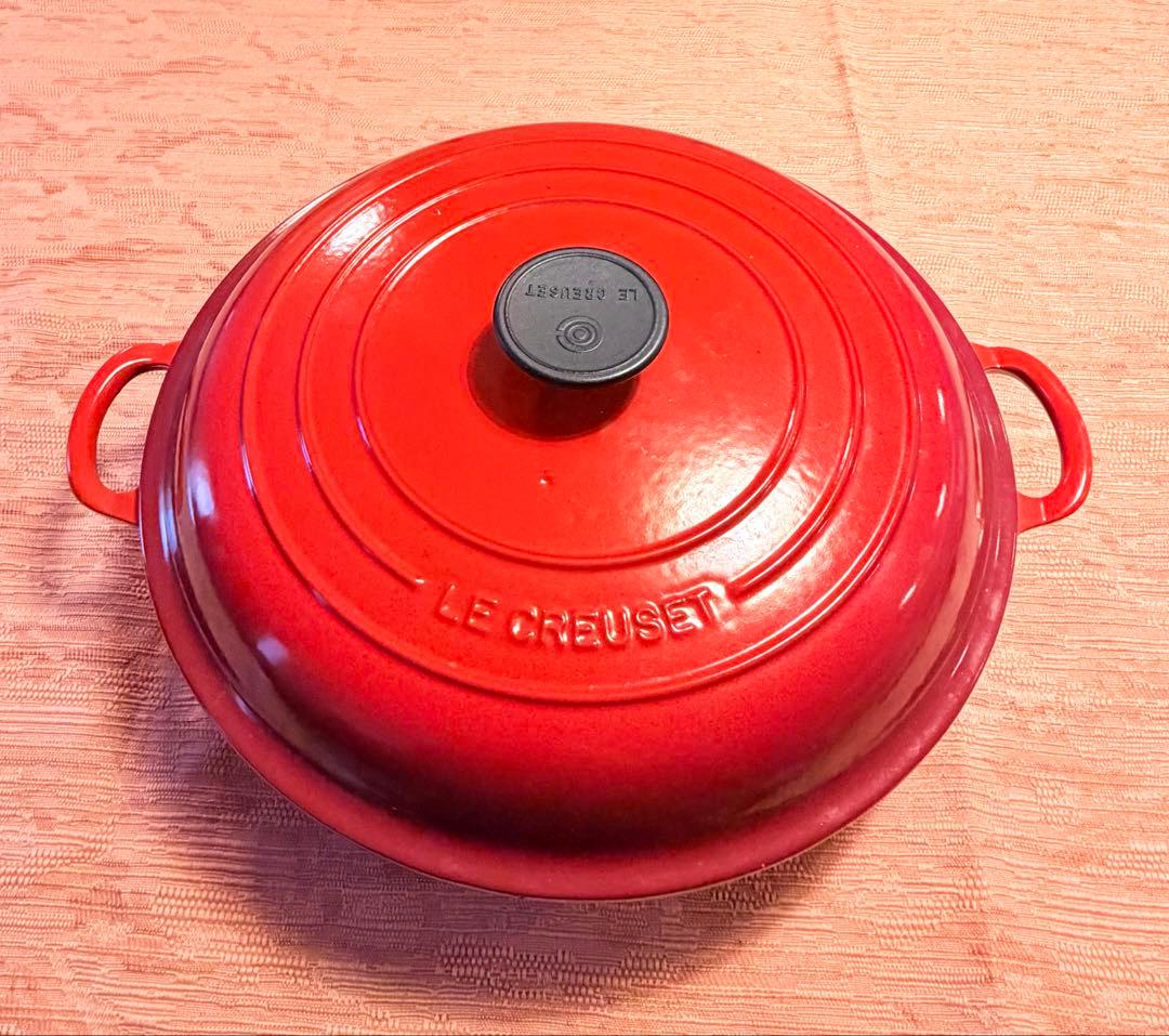 Le Creuset キャセロール　浅型両手鍋 チェリーレッド
