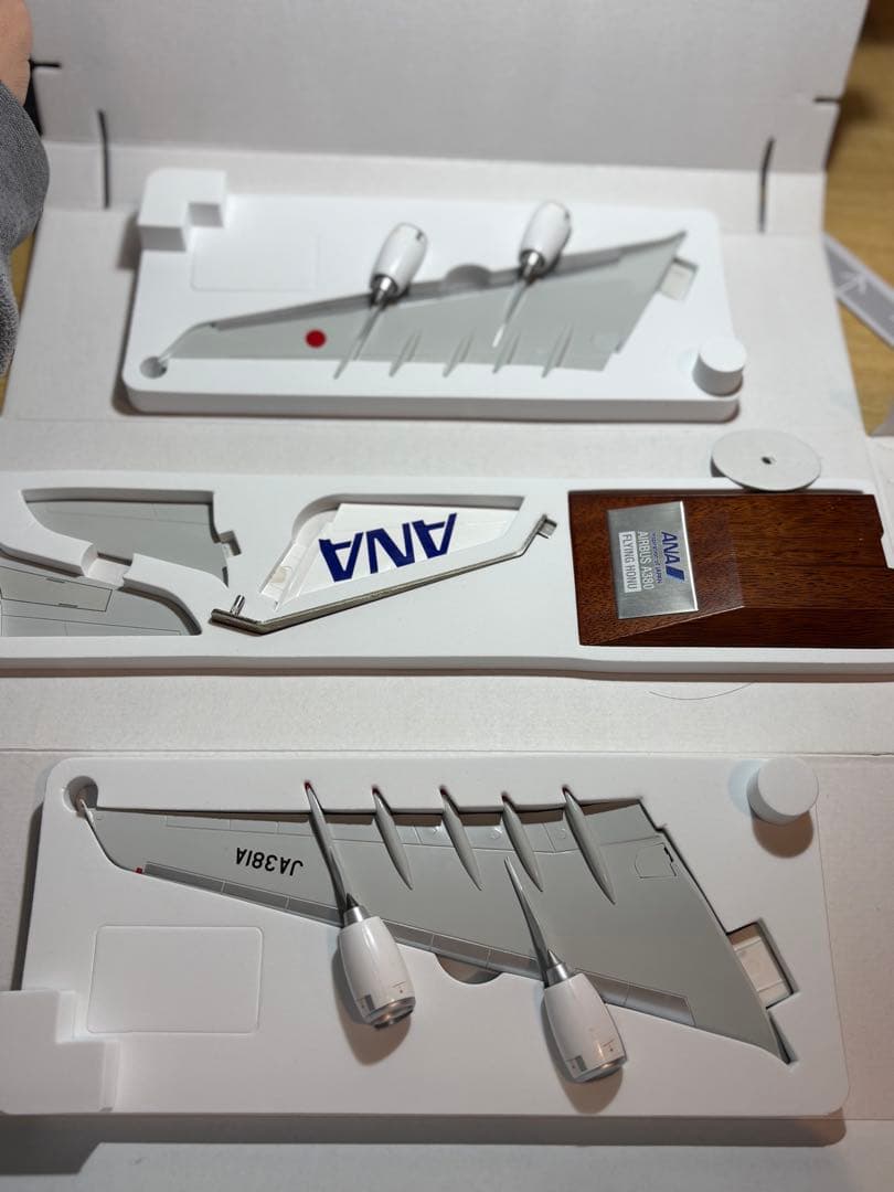 ANA FLYING HONU A380モデル 1/200 スタンド付き