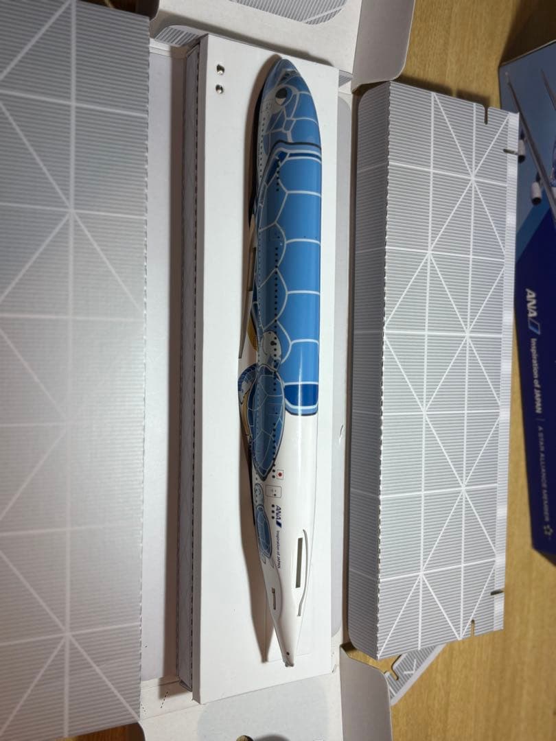 ANA FLYING HONU A380モデル 1/200 スタンド付き
