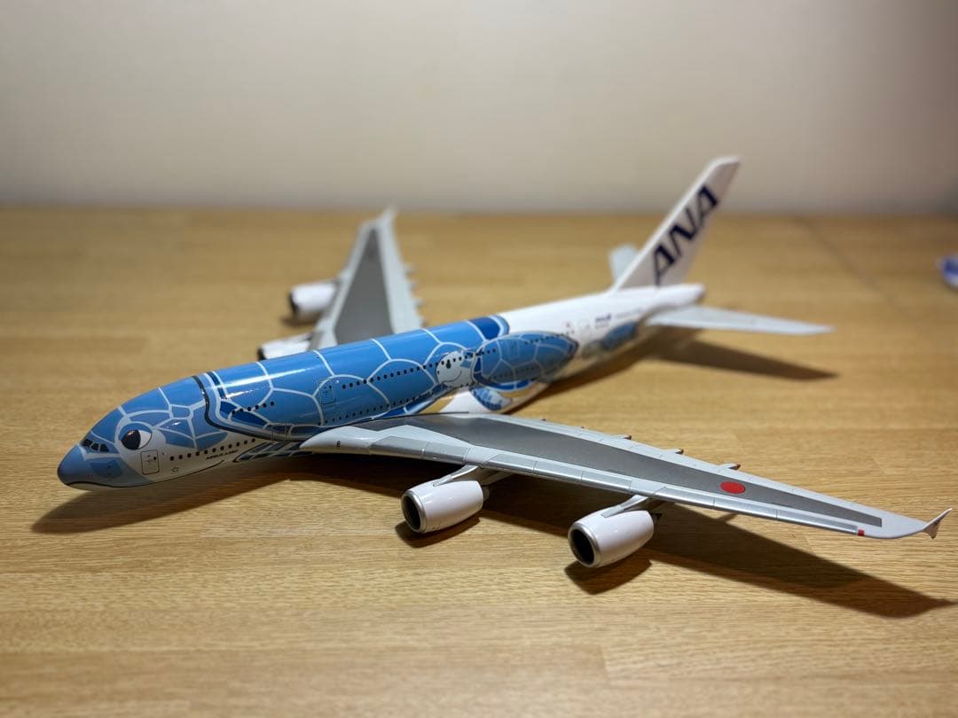 ANA FLYING HONU A380モデル 1/200 スタンド付き