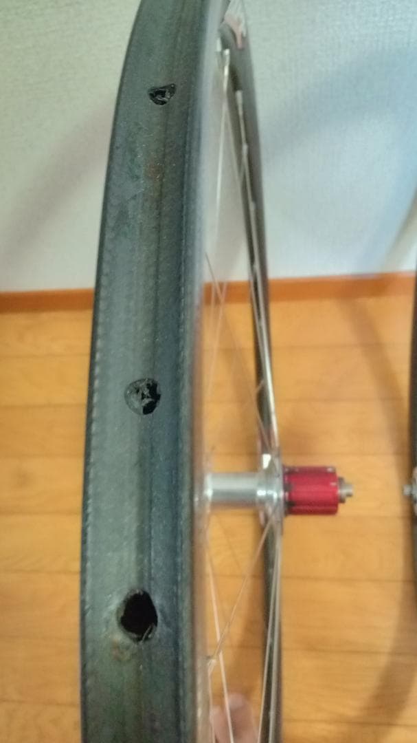 ZIPP 202 チューブラー/カーボンホイール