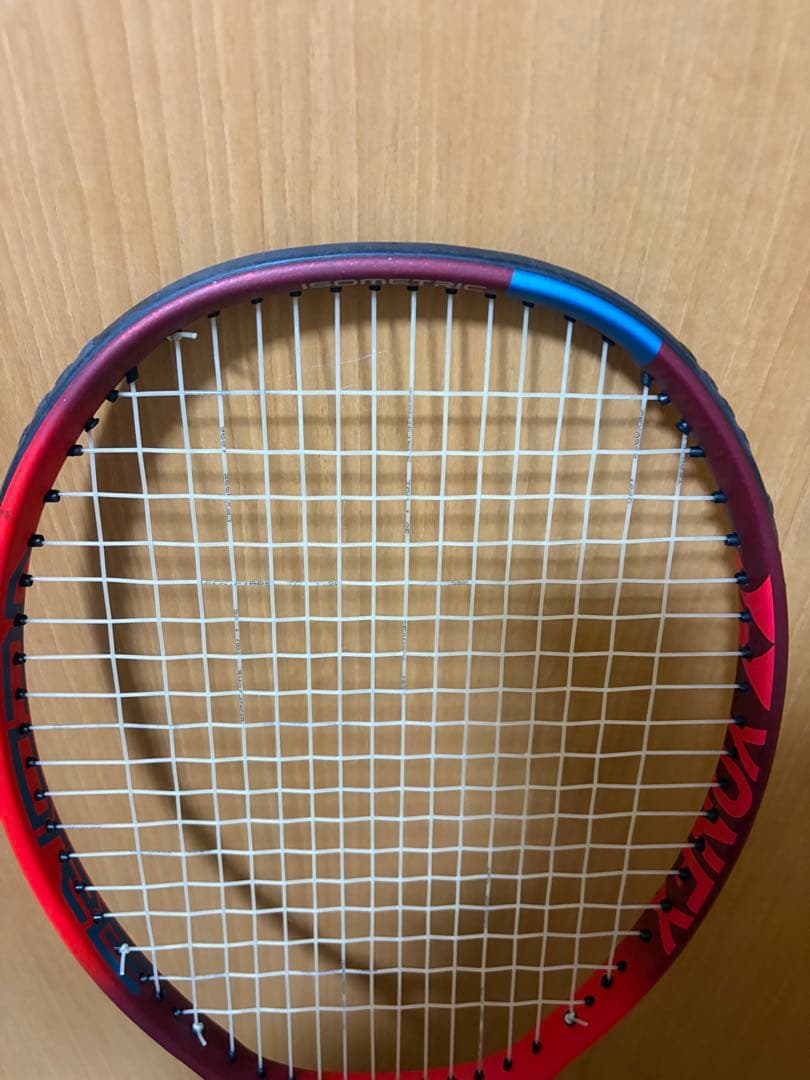 YONEX VCORE テニスラケット レッド/ブルー