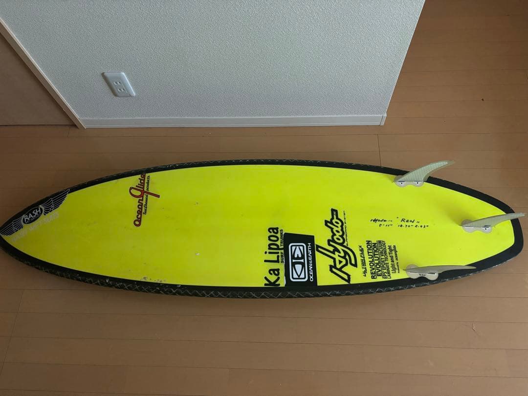 サーフボード 5'11\" 10/15まで