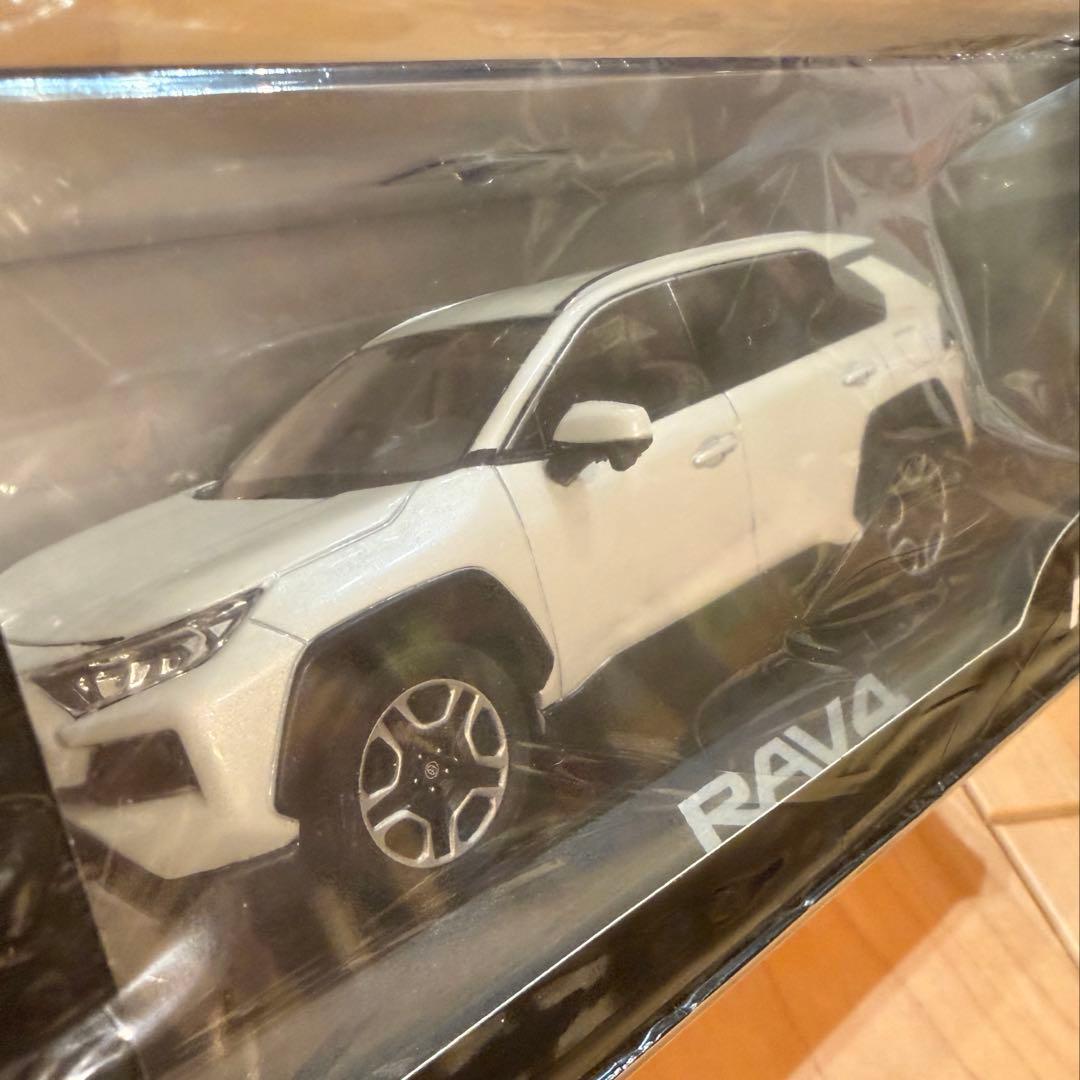 トヨタ カラーサンプル ミニカー RAV4 アドベンチャー Adventure