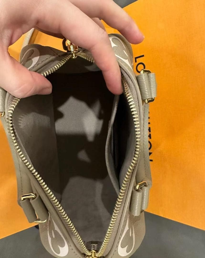 LOUIS★ VUITTON ✨ 状態良好グレー モノグラム バッグ