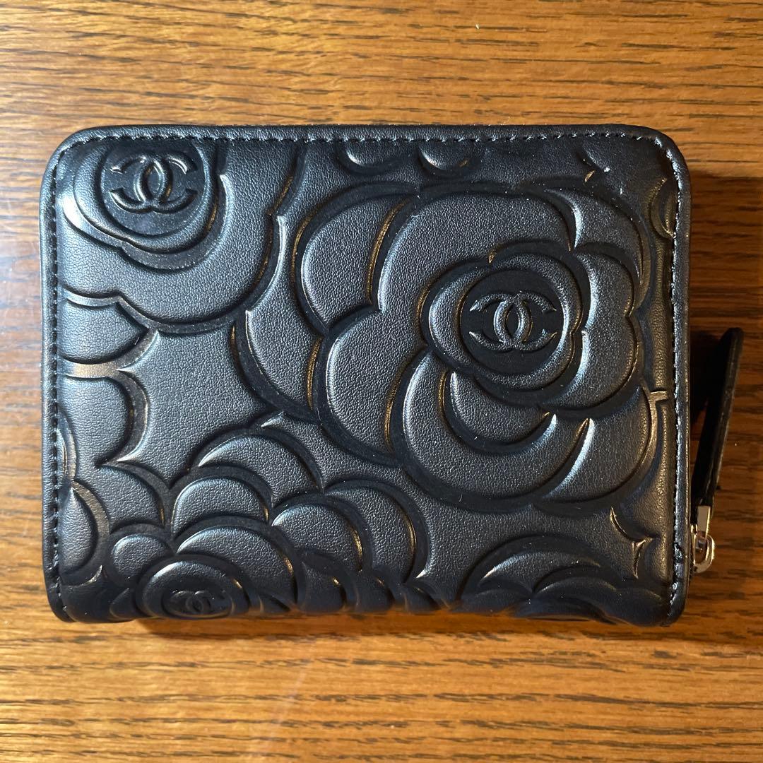 CHANEL ノベルティカメリア カードケース