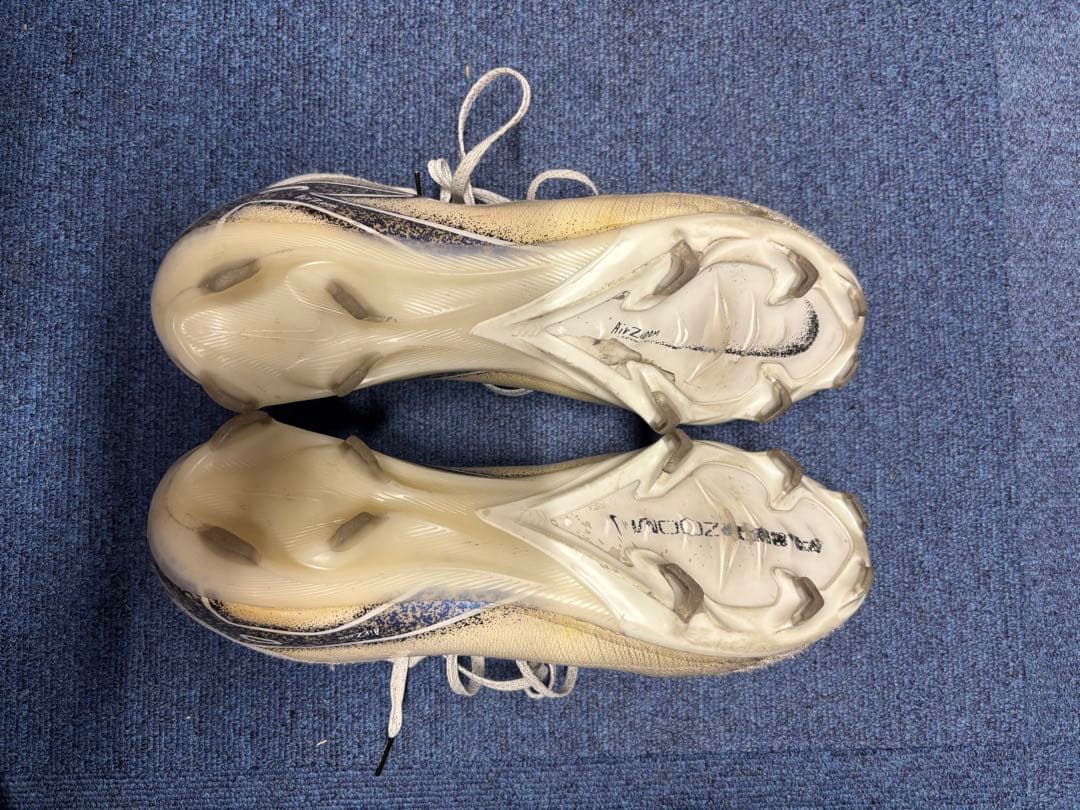 Nike スパイク マーキュリアル