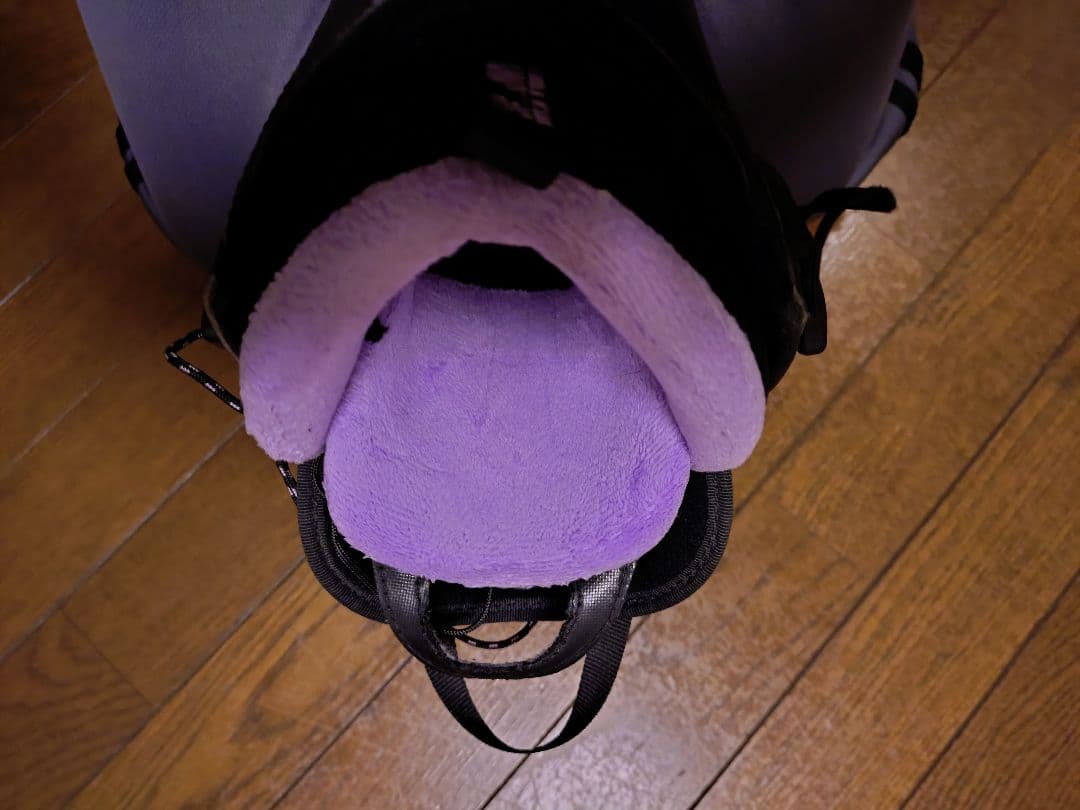 SALOMON 女性用ハイエンドスノーボードブーツ ブラック/ピンク