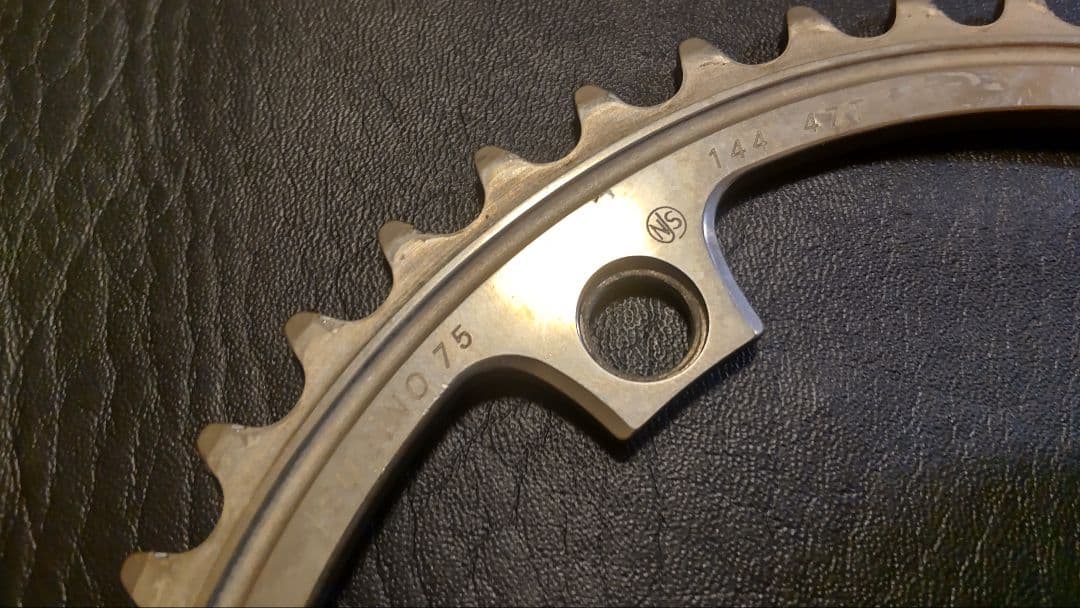 DURA-ACE　スギノ チェーンリング 144mm 4枚セット　ピスト