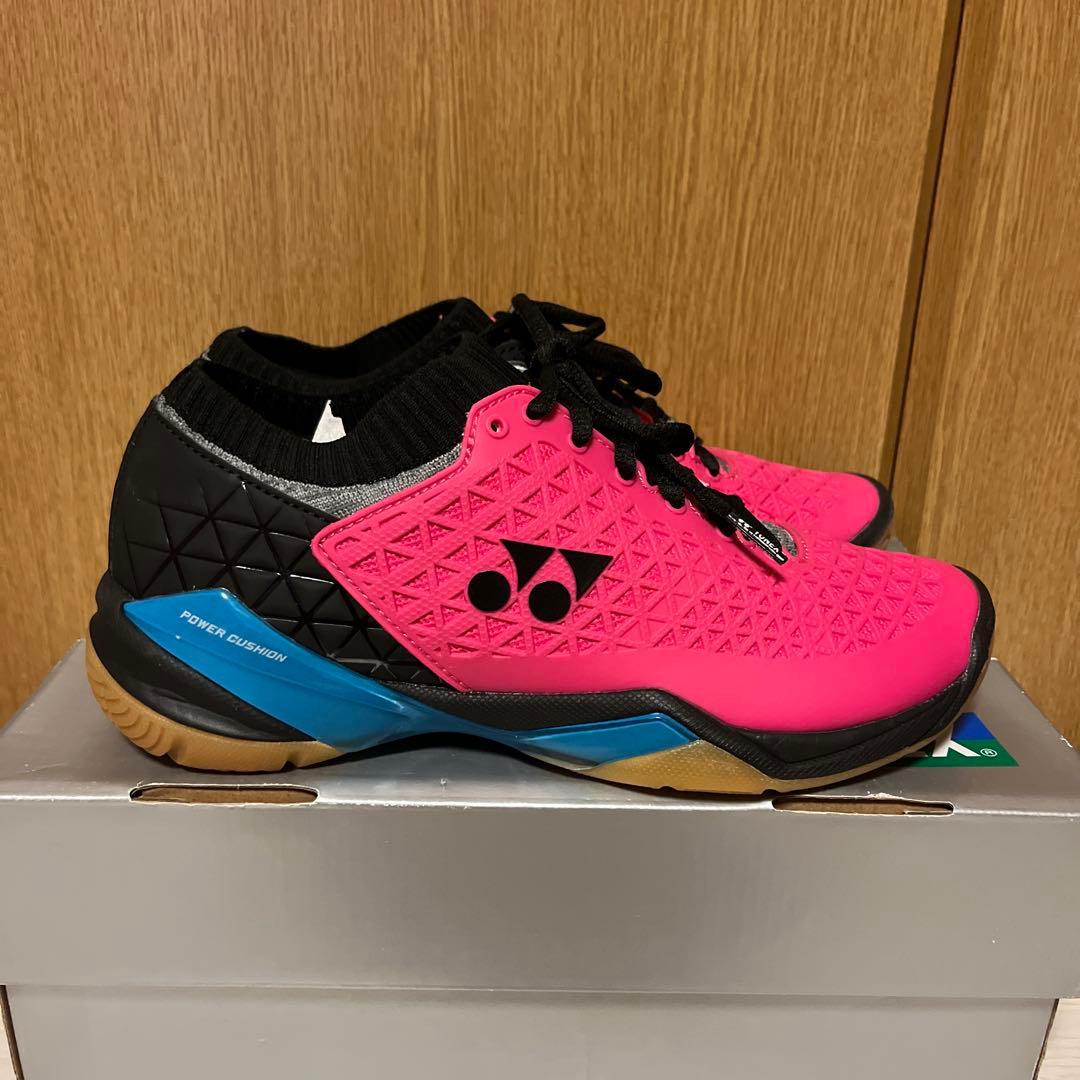 YONEX POWER CUSHION バドミントンシューズ ピンク/ブラック