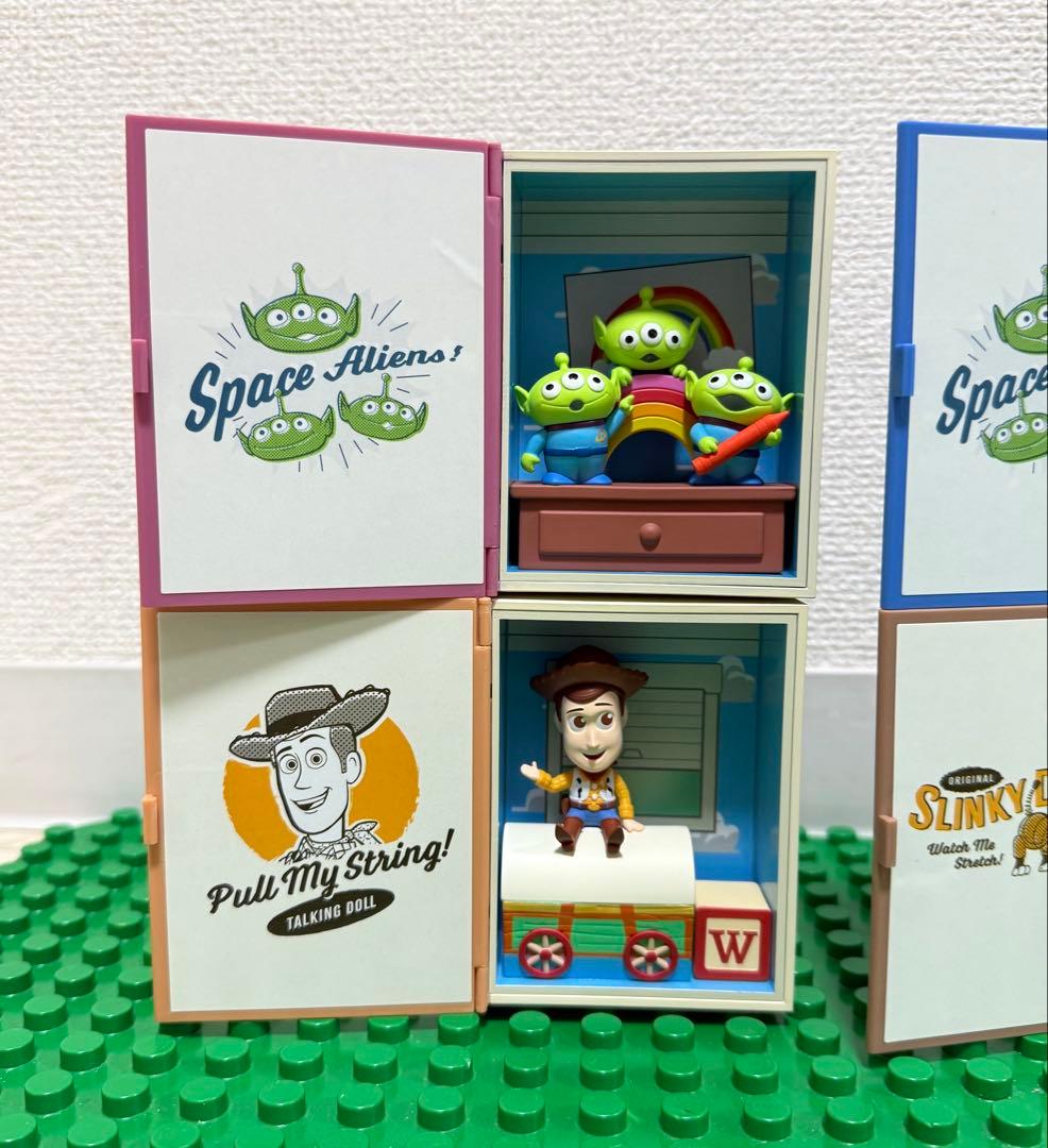 ポップマート トイストーリー アンディの部屋 8種セット