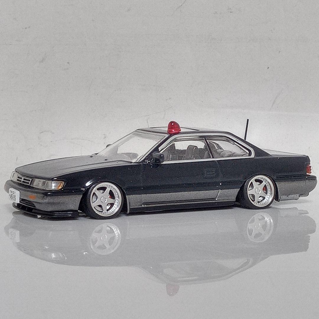アオシマ 1/64あぶない刑事コレクション F31レパード後期型 港302号
