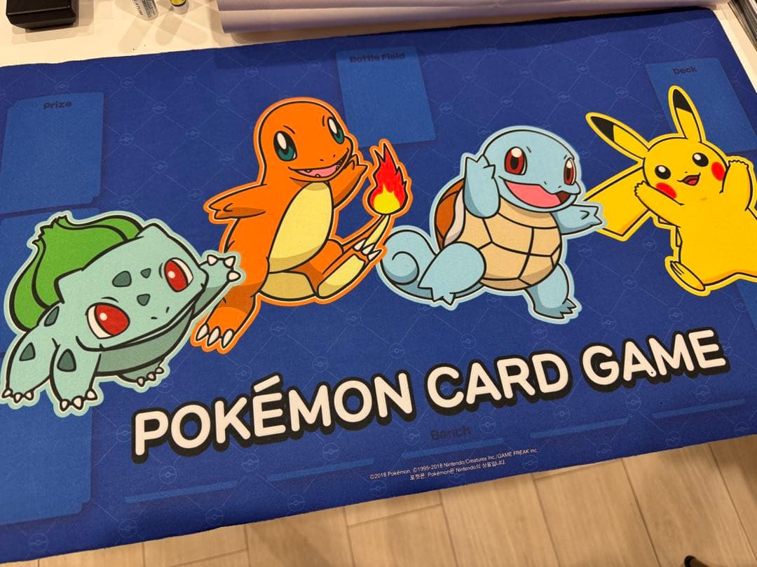 限定　ポケモンカードゲーム プレイマット、収納ケース