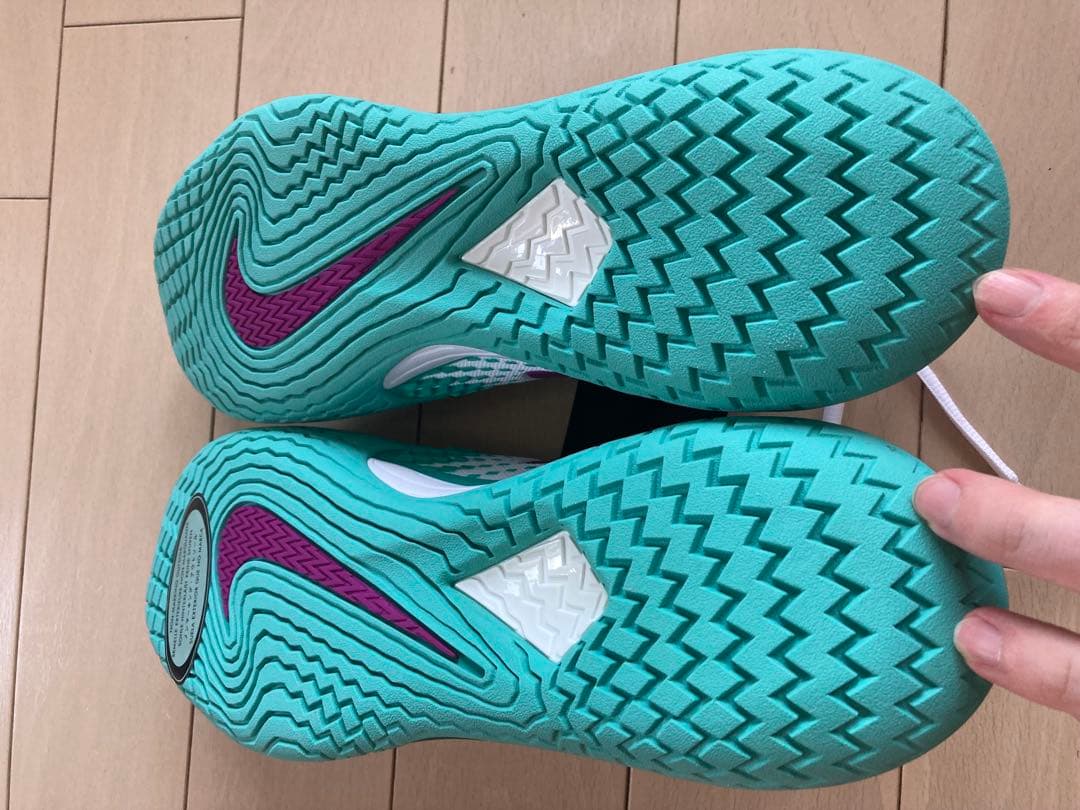 Nike RAFA テニスシューズ ホワイト/グリーン/パープル