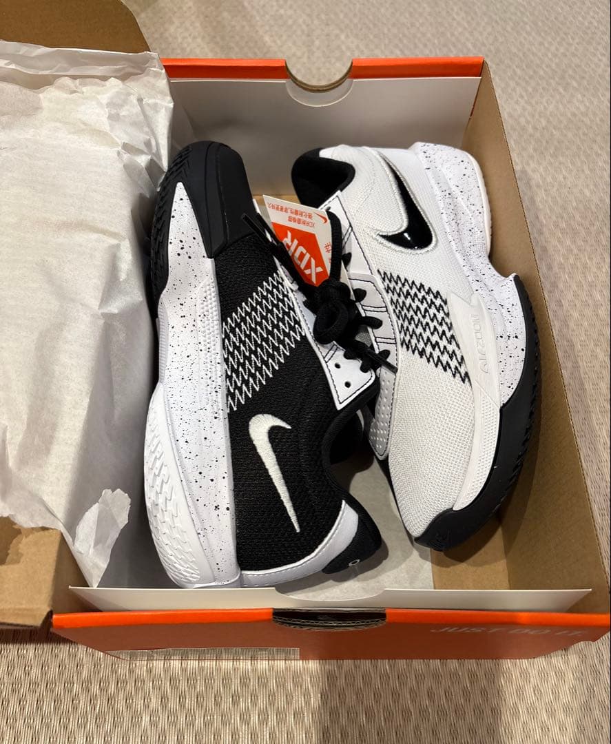 NIKE ナイキ G.T. カット アカデミー EP ホワイト　ブラック　24