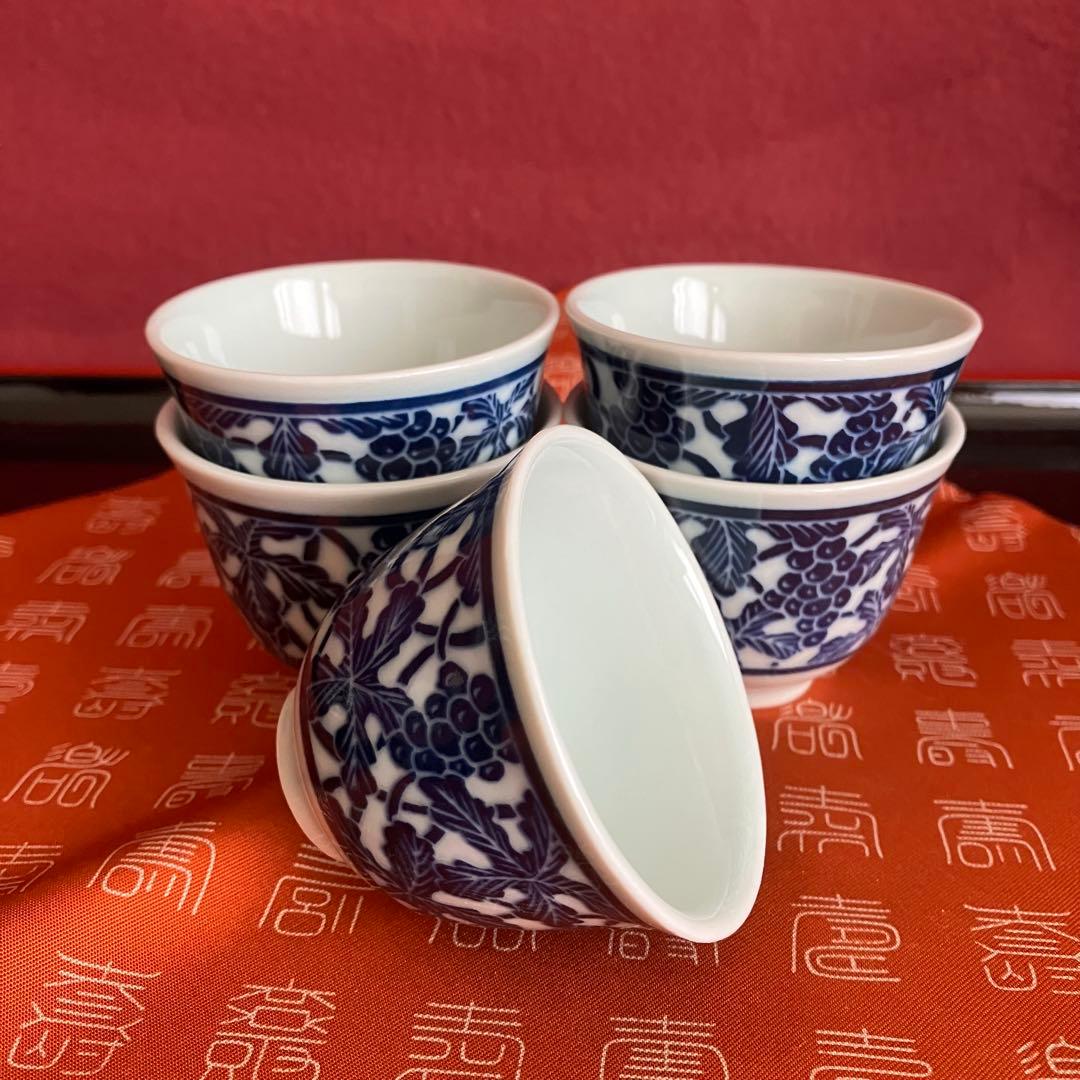 お値下げ 新品未使用 青華白磁透刻葡萄文煎茶器 5客揃