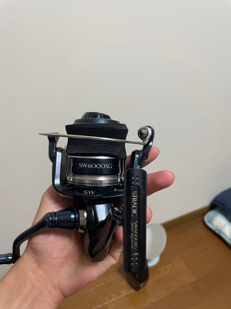 SW6000XG スピニングリール 黒