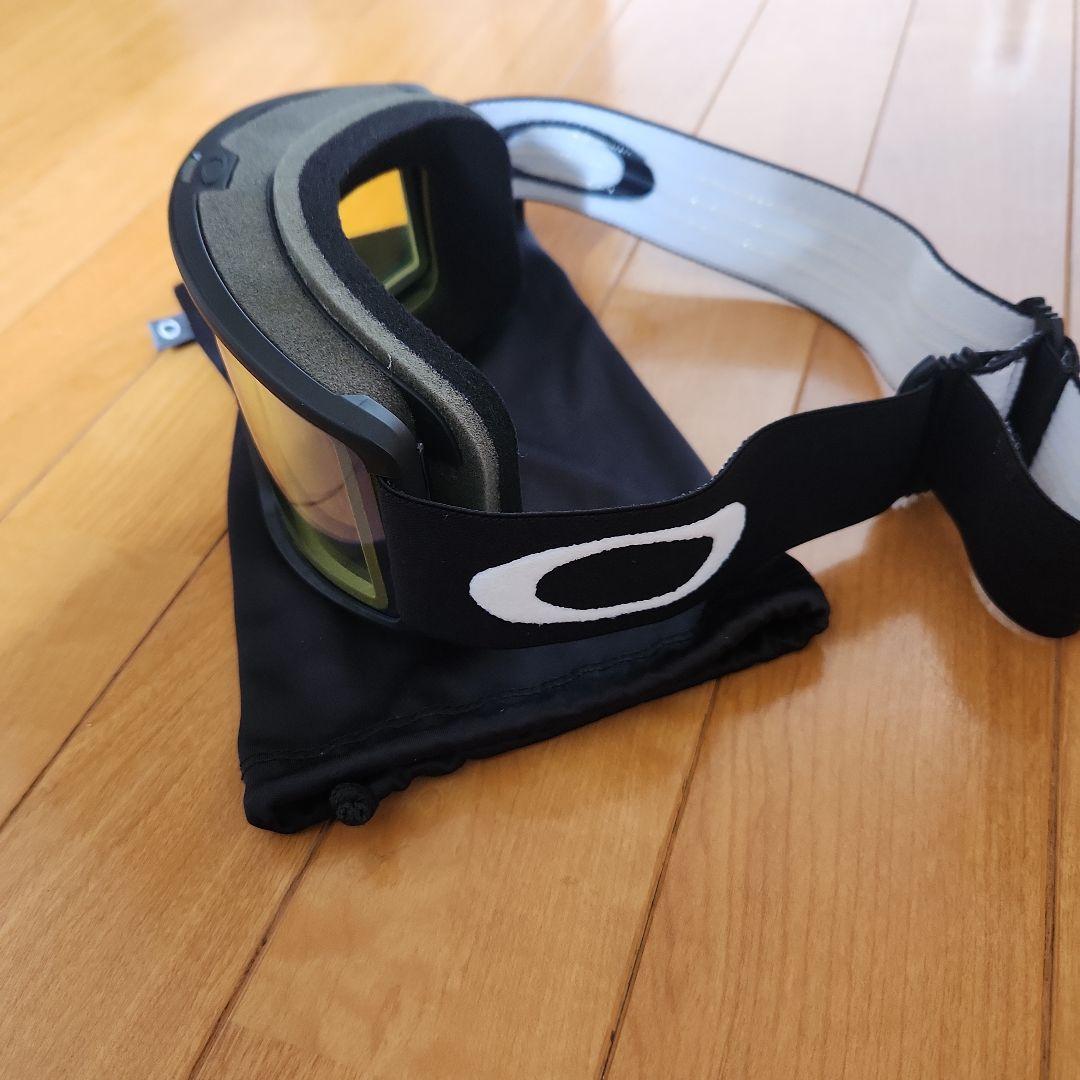 Oakley .スキー.スノーボード.ゴーグル .レンズイエロー