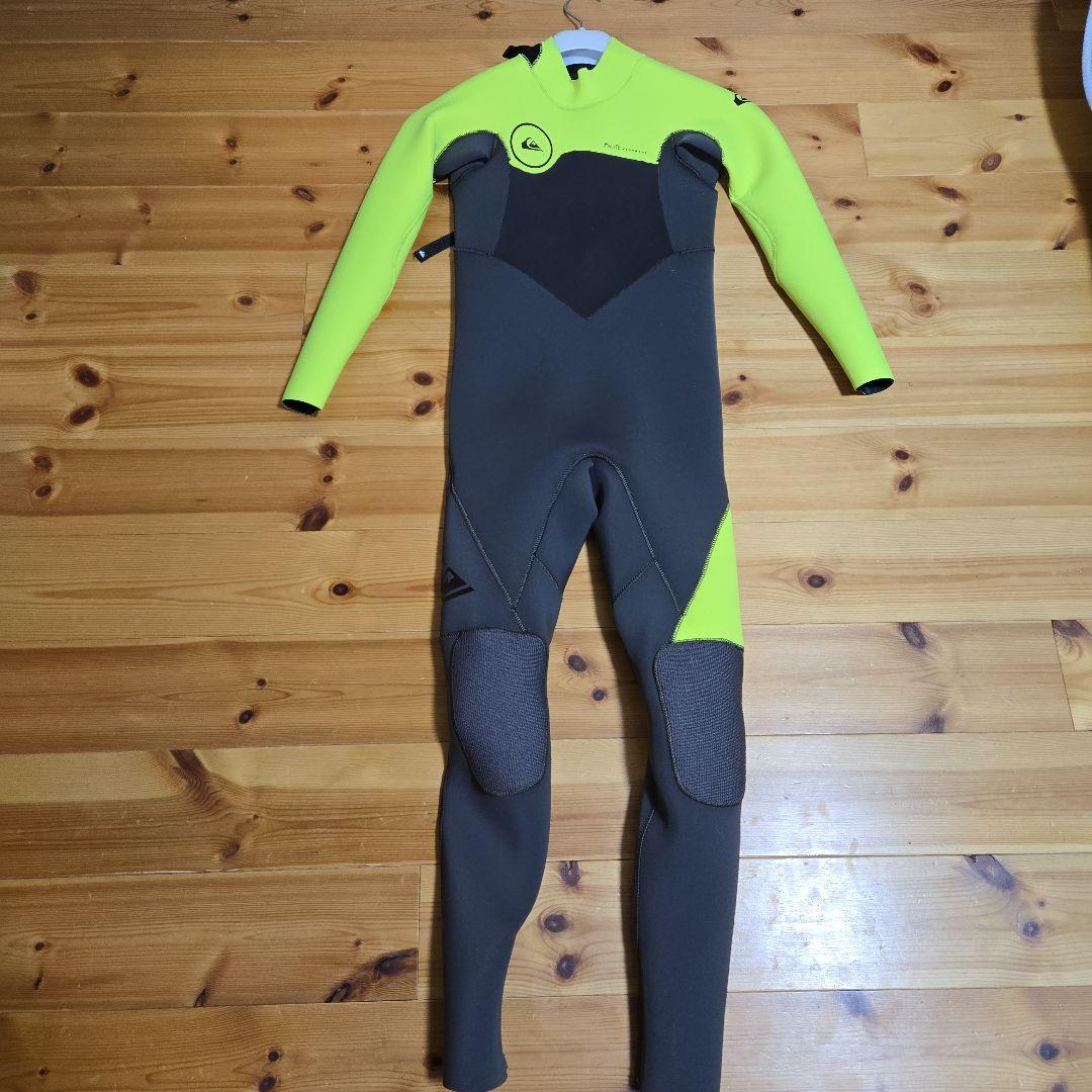 【新品・未使用】Quiksilver フルスーツ イエロー/黒 140