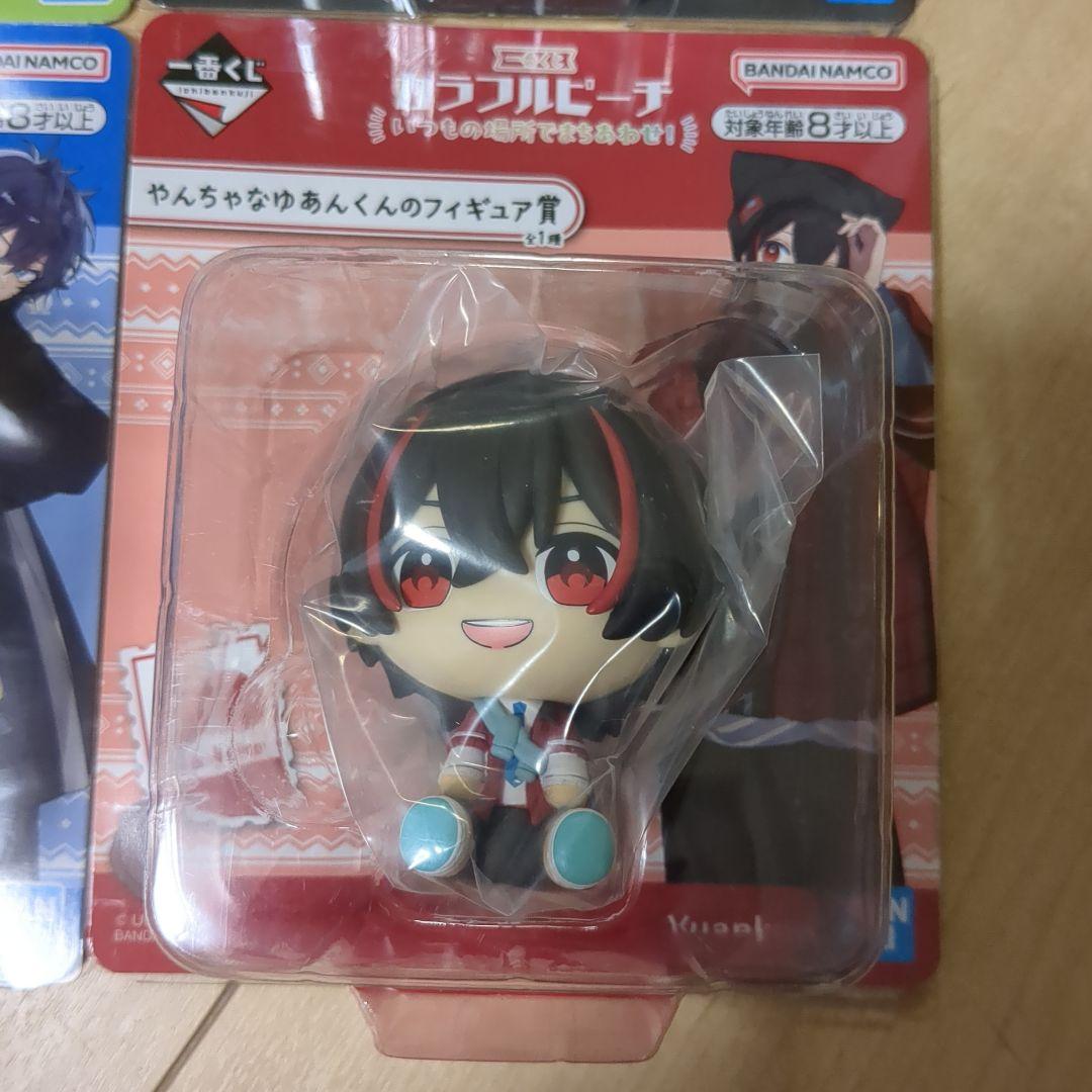 一番くじカラフルピーチ　フィギュア賞４種類♪