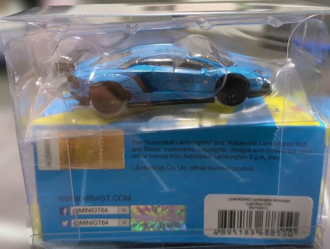 ミニカー LBWorksLamborghini Aventador Light Blue