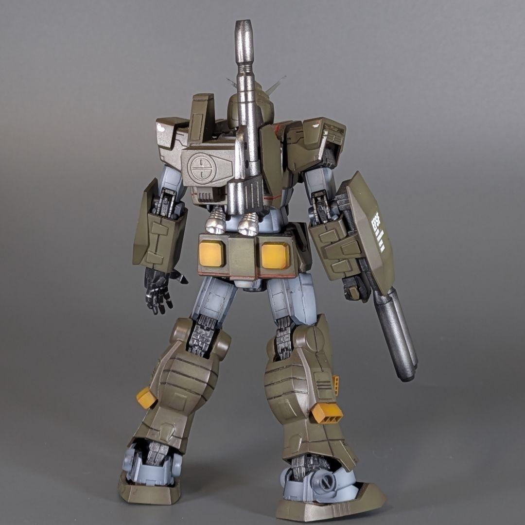 【HG】RX-78ガンダム ガンプラ　組立済　完成品 フルアーマー