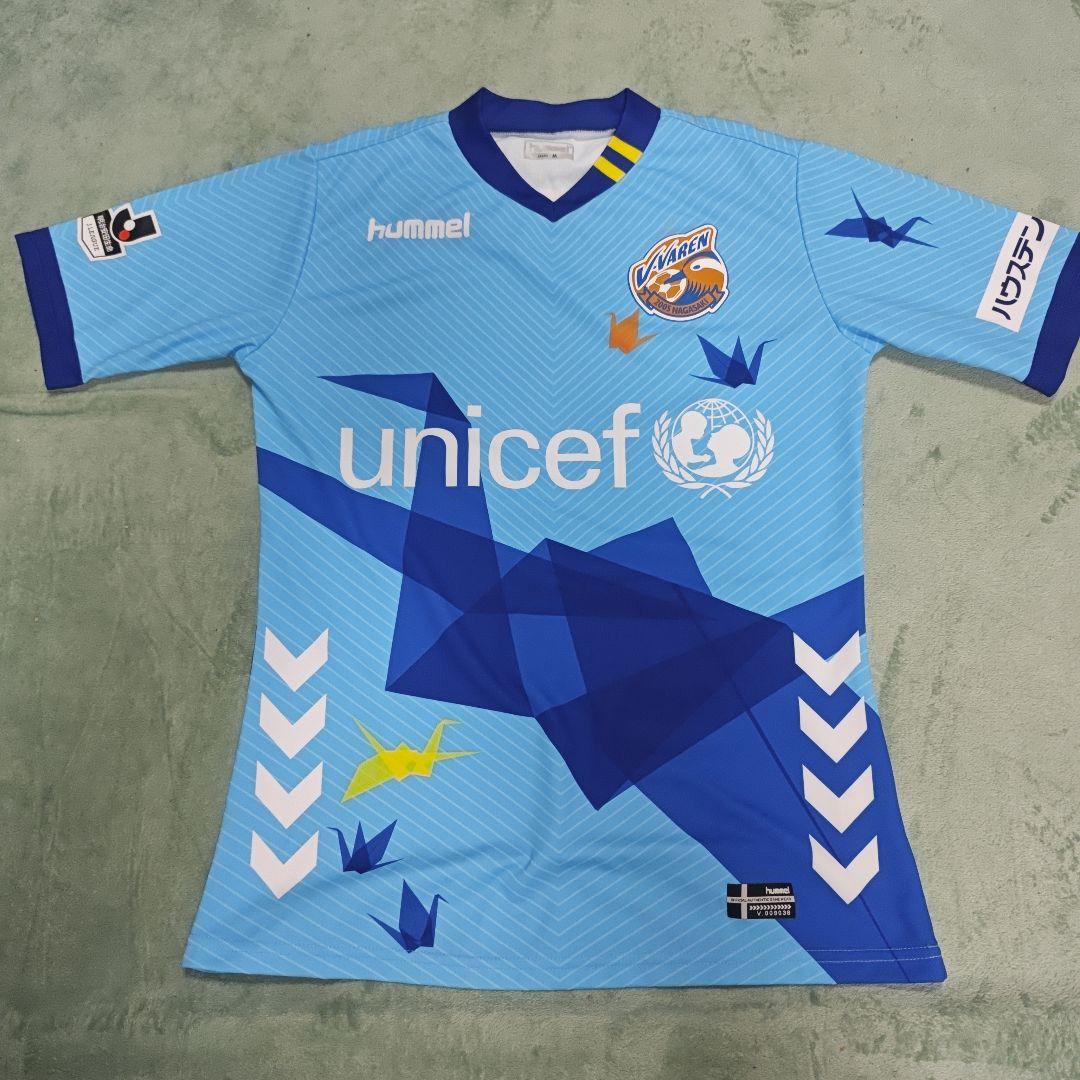Vファーレン長崎の平和祈念サッカーシャツ　Mサイズ　背番号ネームなし