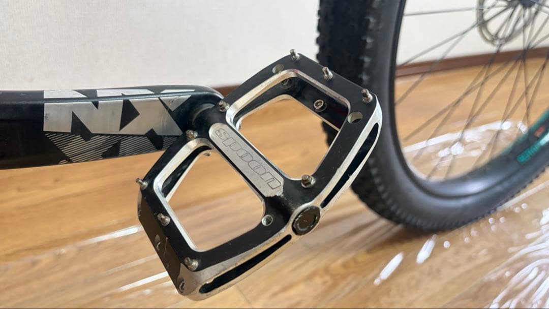 KONA UNIT-X プチカスタム　美品　Mサイズ