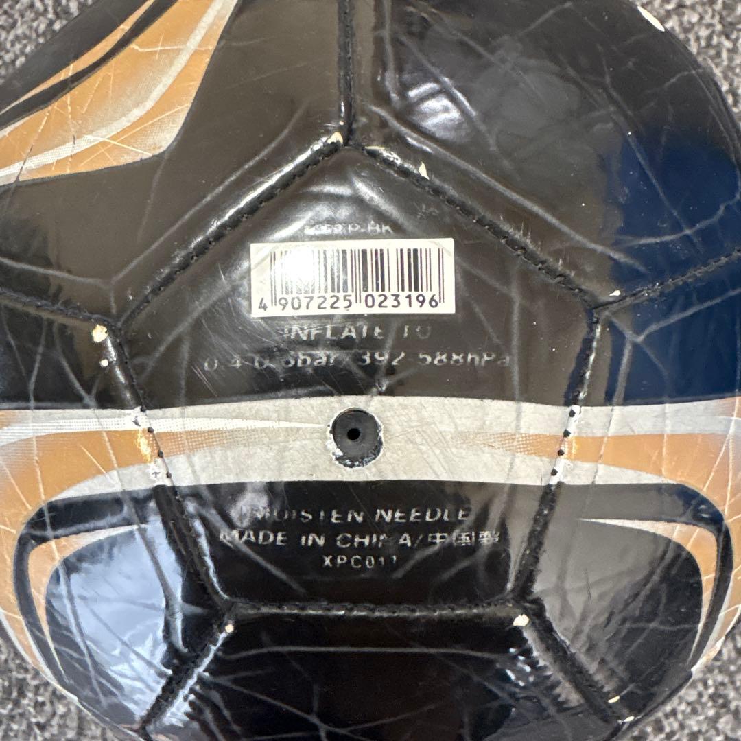 超大人気‼️サッカーボール ブラック‼️希少‼️
