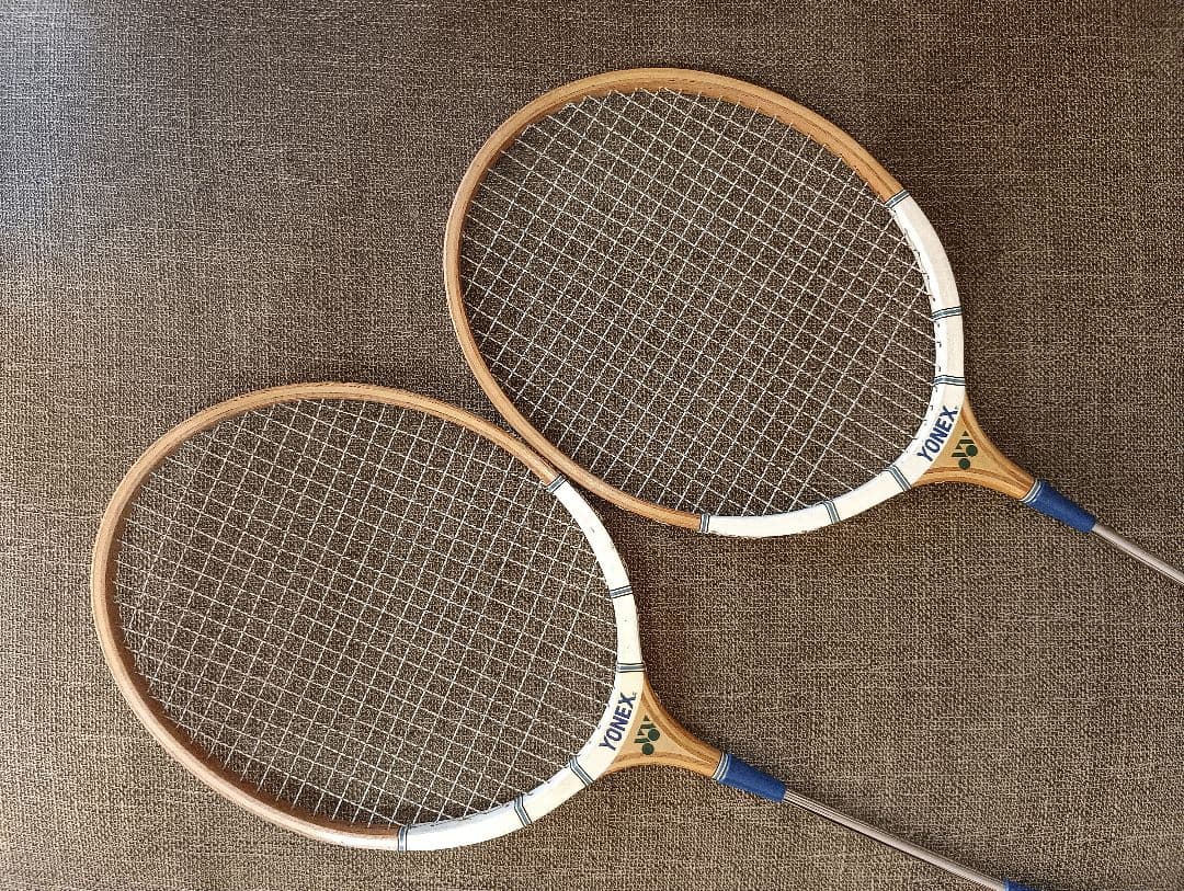 YONEX 木製バドミントンラケットB-600 2本セット　★昭和レトロ当時物★