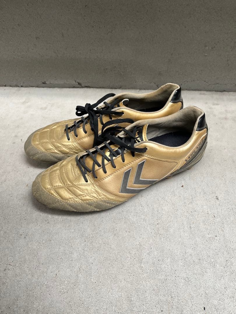 hummel ヴォラート PRO ゴールド×ブラック　27.5cm