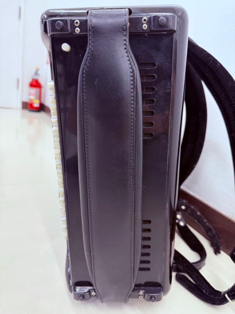 VICTORIA アコーディオン Super 37鍵96ベース HMML