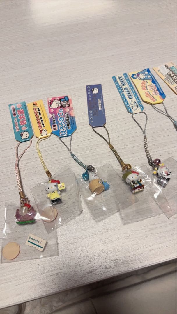 ご当地限定ハローキティ ストラップ 11個セット