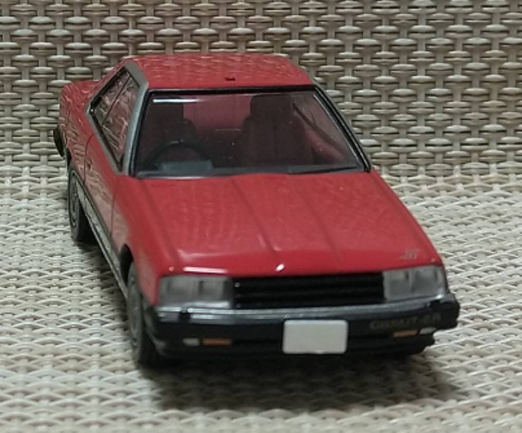 トミカリミテッドヴィンテージ LV-N85c スカイライン2000RSターボ